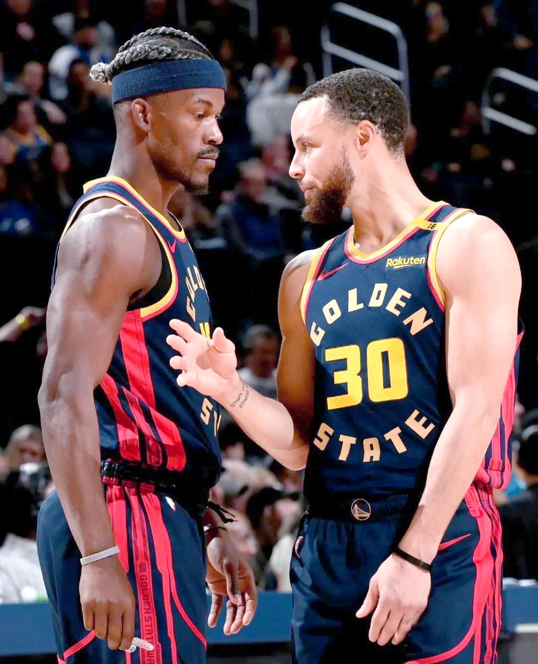 转折点金州勇士外线爆发，NBA季后赛冲刺阶段攻防权衡，气氛紧张，医务组通报恢复的简单介绍-麻将胡了